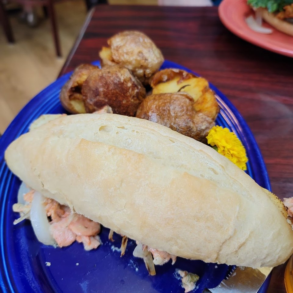 Salmon Sandwich